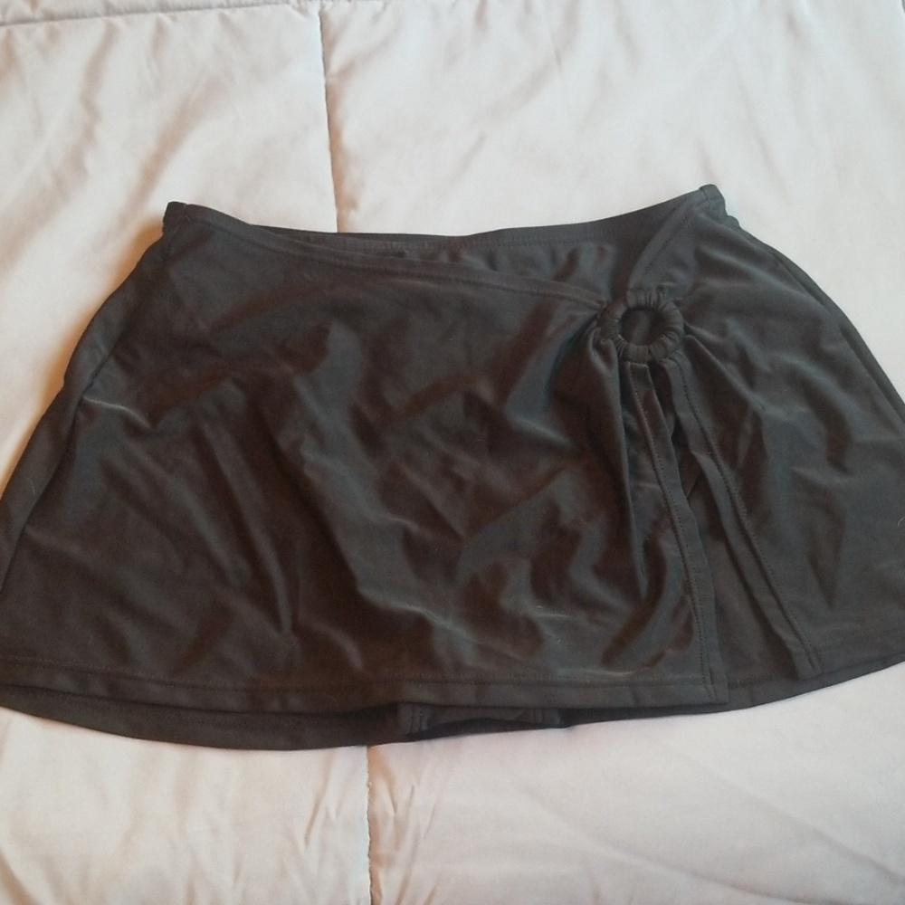 Skirt swim bottom